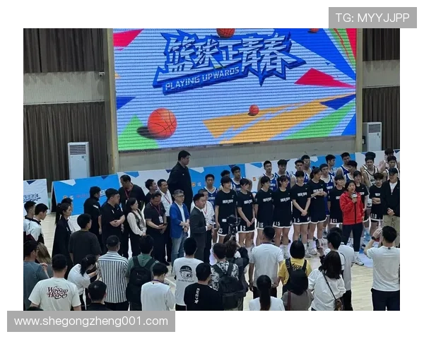 骄傲少年姚明如何在篮球场上书写属于自己的传奇人生 骄傲少年姚明如何在篮球场上书写属于自己的传奇人生